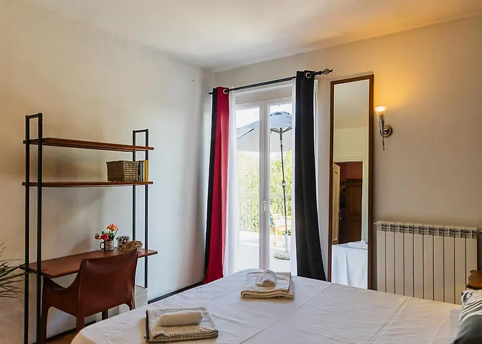 Paradiso Nascosto Del Maggiore 3* 콜라자